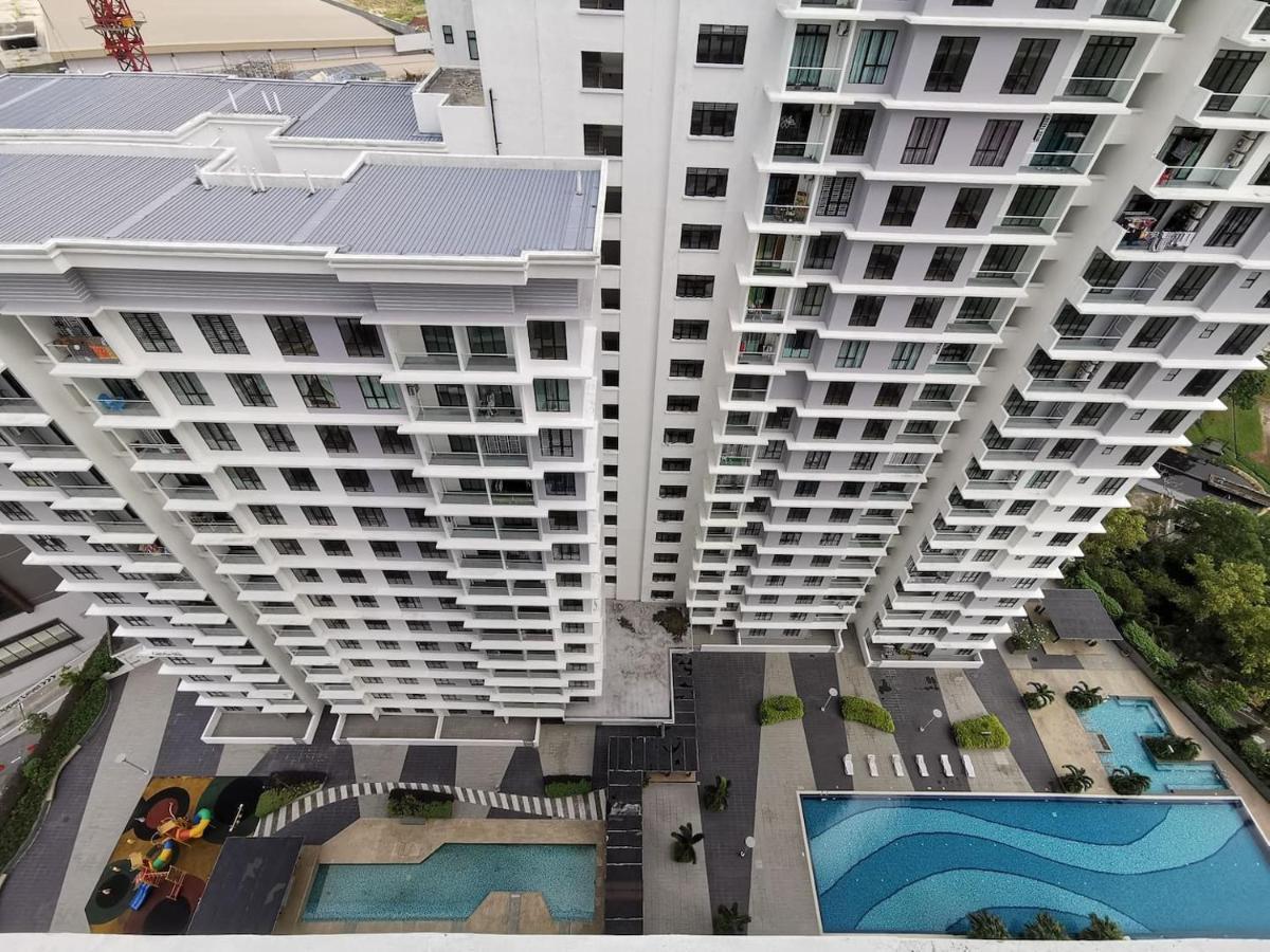B2510 Paradigm Mall 2br 6pax Wifi Tvbox Netflix! Prime Area The Platino By Apartment Johor Bahru