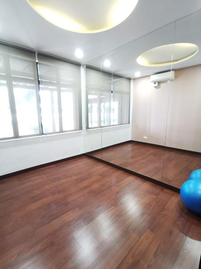 B2510 Paradigm Mall 2br 6pax Wifi Tvbox Netflix! Prime Area The Platino By Apartment *